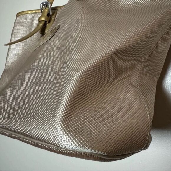 SALE! Gold Longchamp Medium Tote GUC - Picture 9 of 12